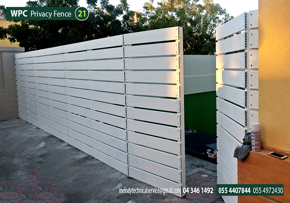 Wall Privacy Fence in Dubai, Wooden Fence, Garden Fence UAE (5).jpg