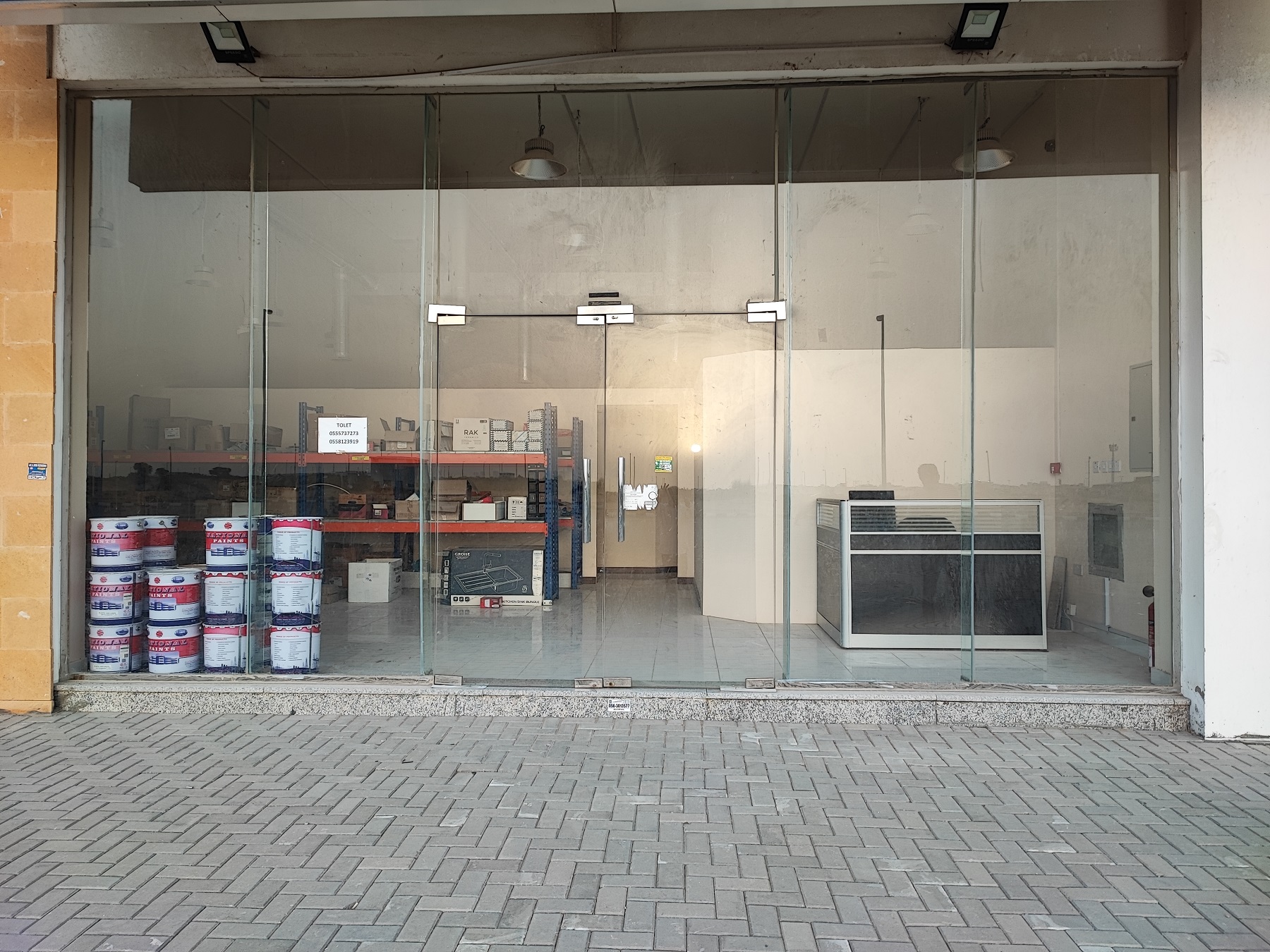 1400 Sqft Shop 3 Phase Suitable for Any Commercial & Industrial P