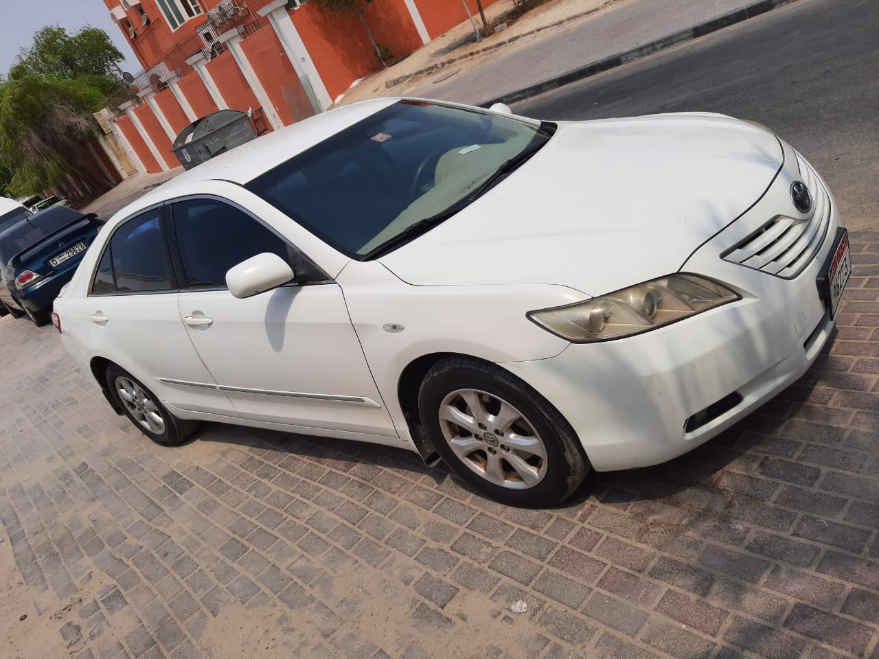 Toyota camry 2009 – ( Family used car – No Taxi)