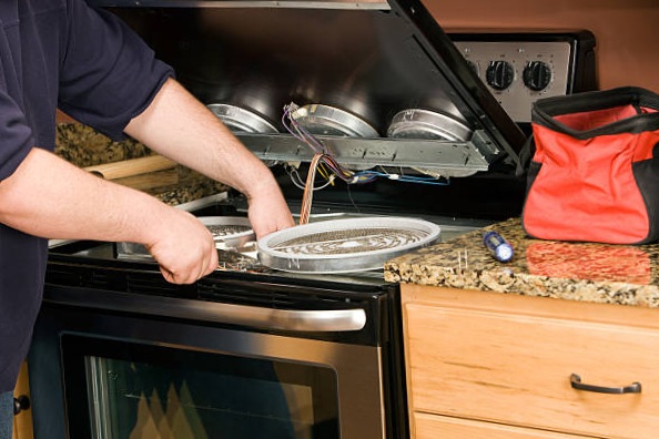 appliancesrepairshop-electric-stove-repair.jpg