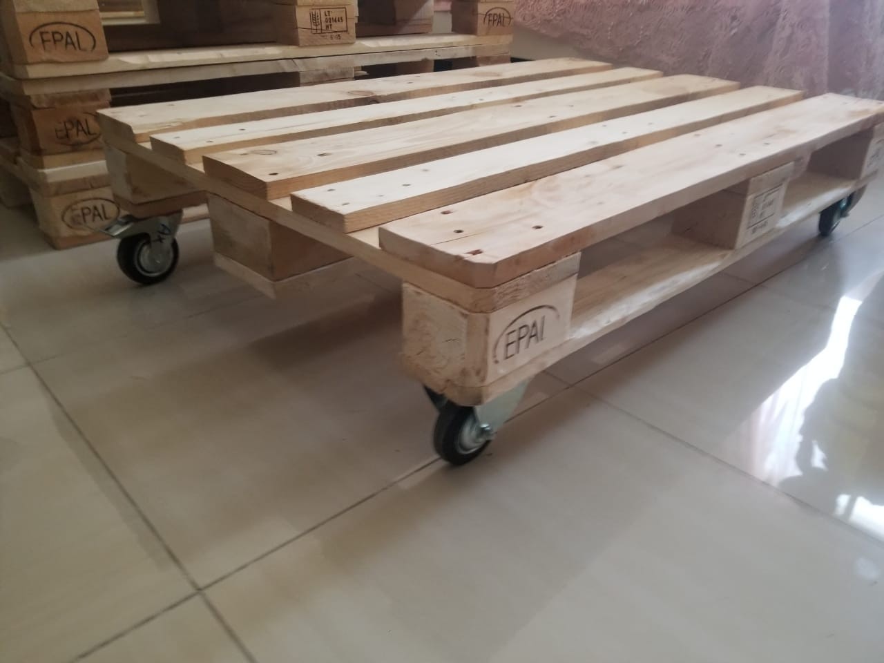 wooden pallets 0542972176