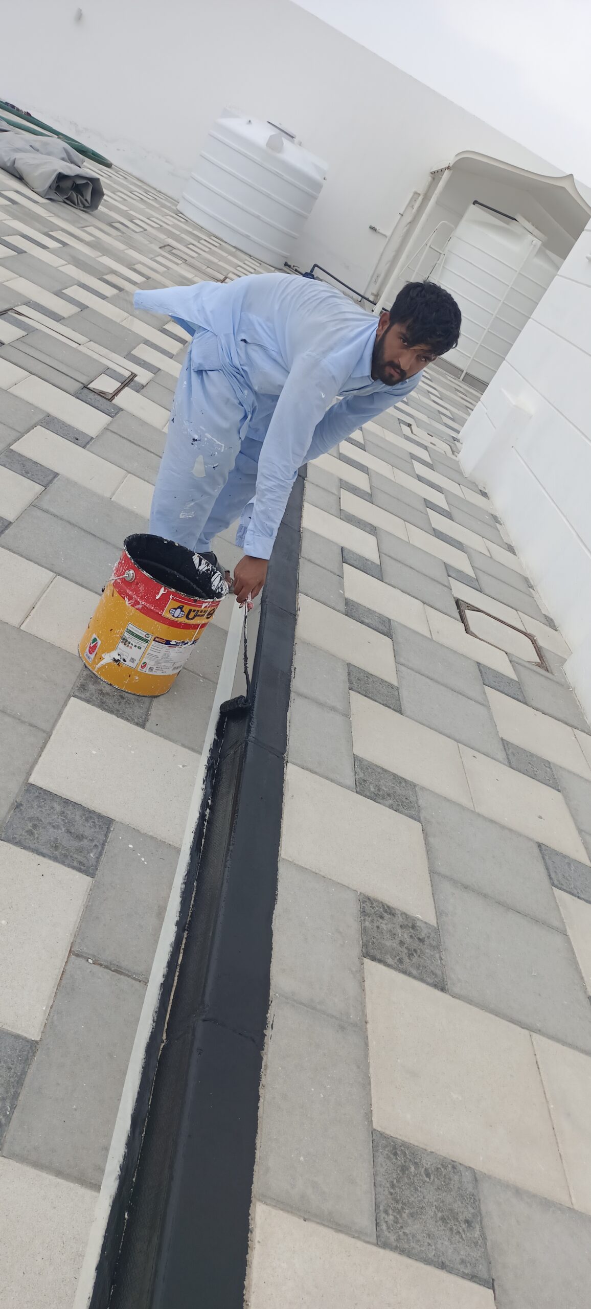 Interior and Exterior Paints Work In all over the Abu Dhabi