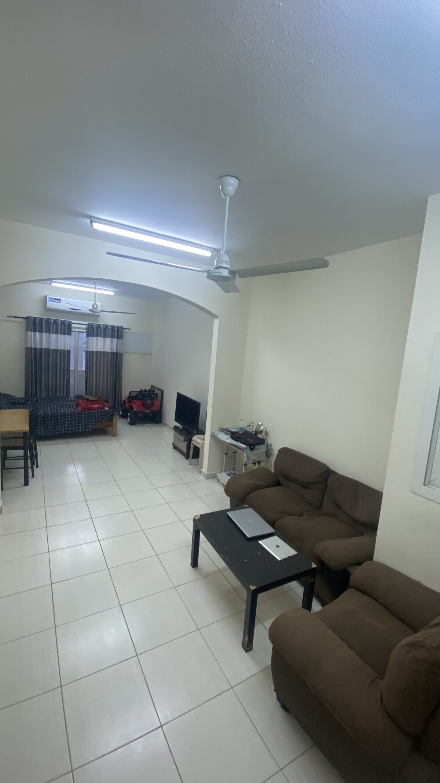 Fully furnished 1 BHK for monthly rent.