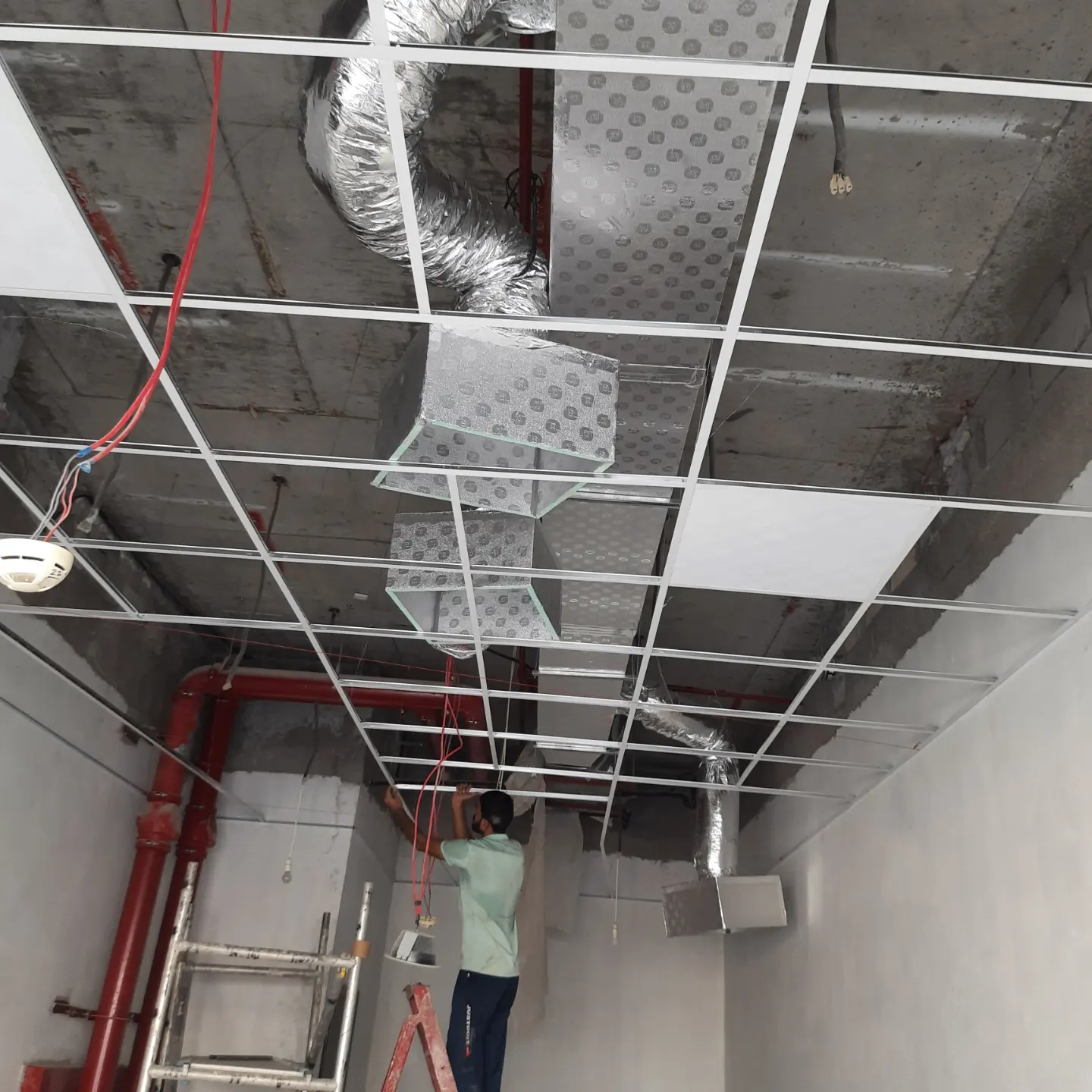 Warehouse ceiling work company Dubai