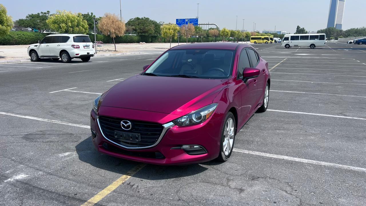 Mazda 3 2019 gcc spec  zero down payment