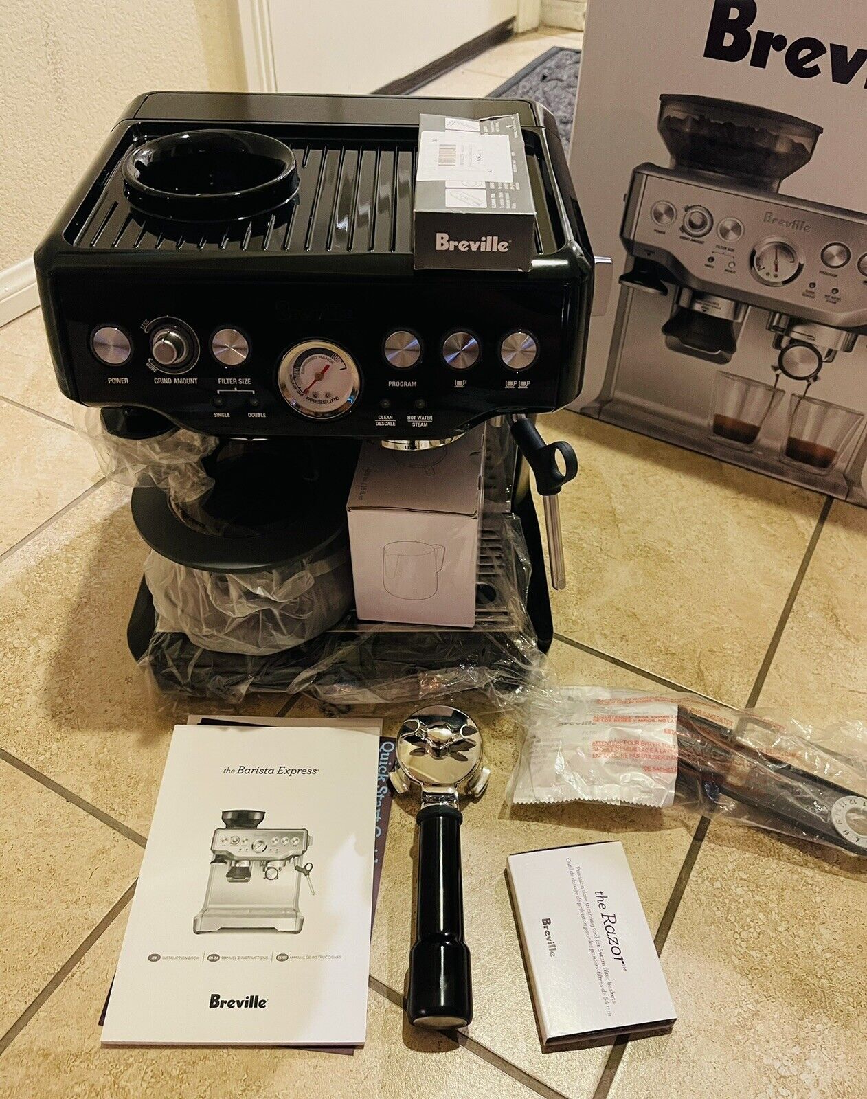Breville BES870BSXL Coffee & Espresso Machine3.jpg