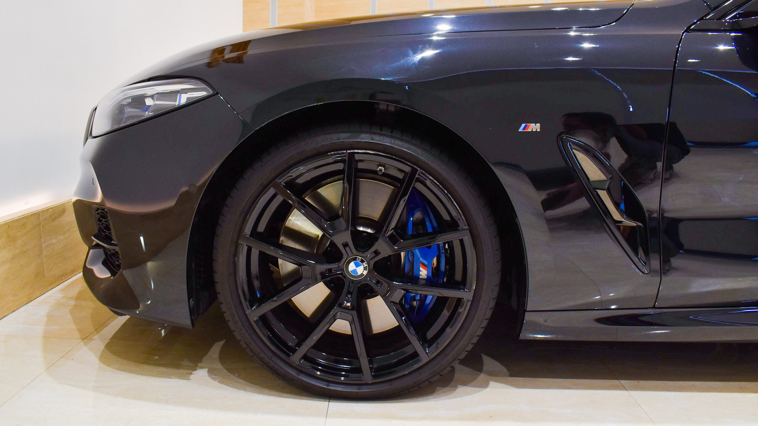 2022 BMW M850i XDRIVE - BLACK - BLACK - GCC - 10.jpg