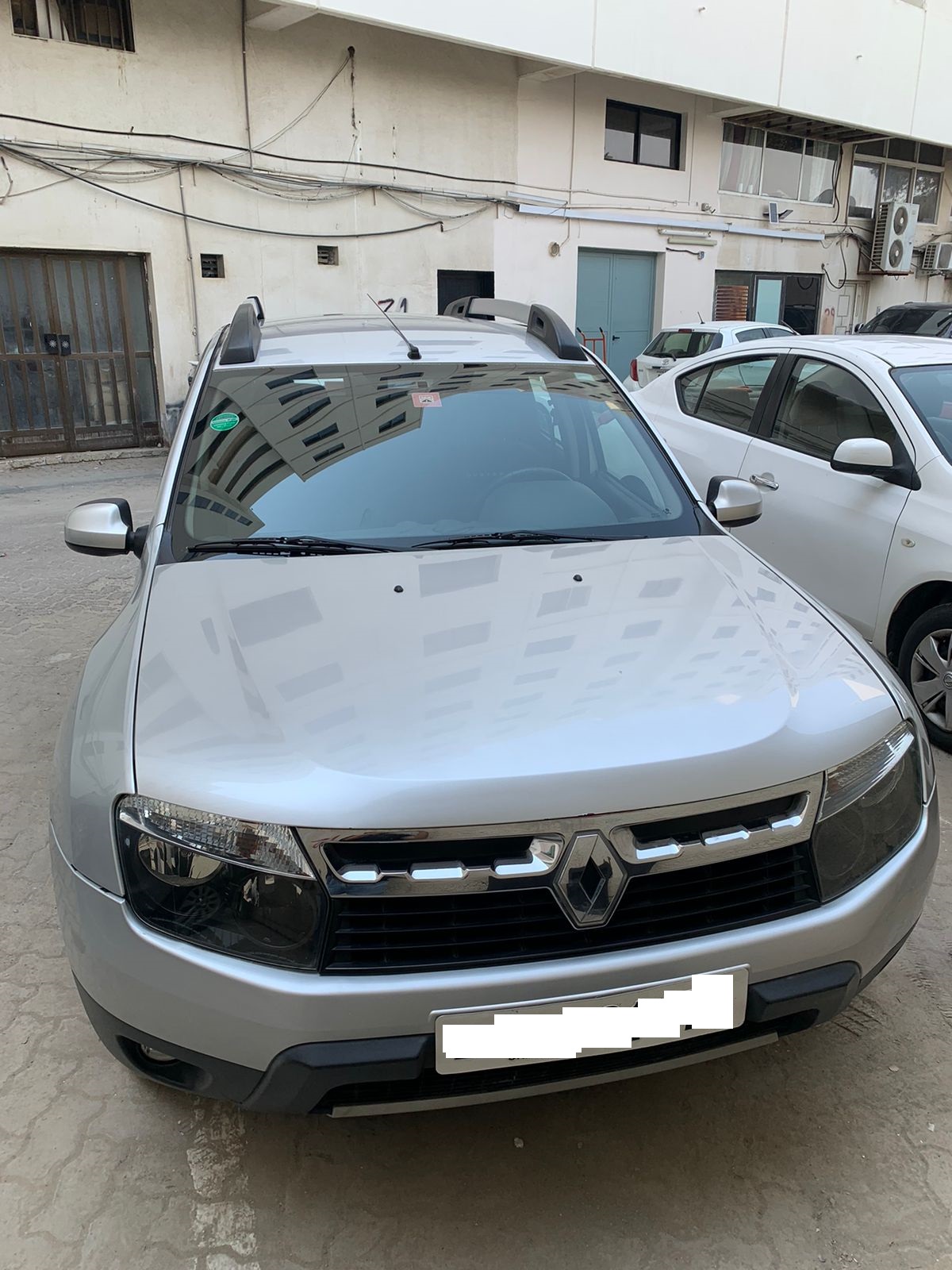 Renault Duster 2015 Silver – Single Owner – Well Maintained