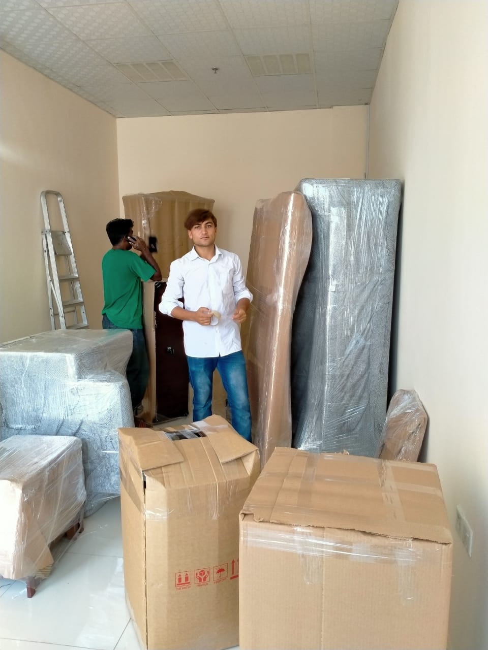 اثاث دبي Dubai Furniture movers12 (43)