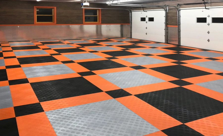 garage1754135447